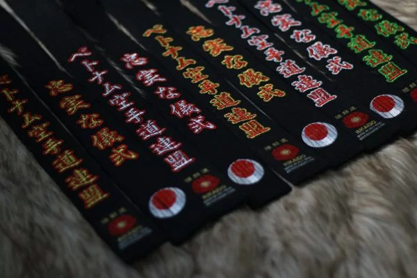 cách thắt đai karate đai đen karate cao cấp