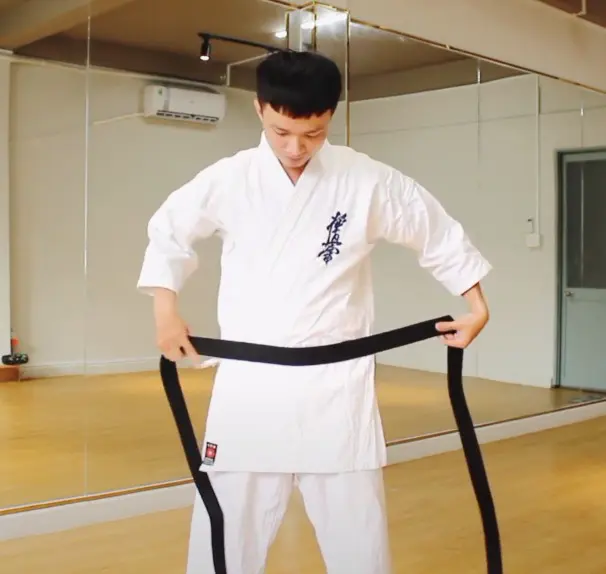cách thắt đai karate cách thắt đai karate
