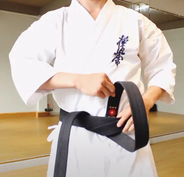 cách thắt đai karate cách thắt đai karate