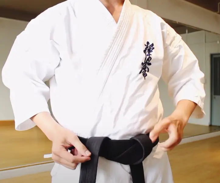 cách thắt đai karate cách thắt đai karate
