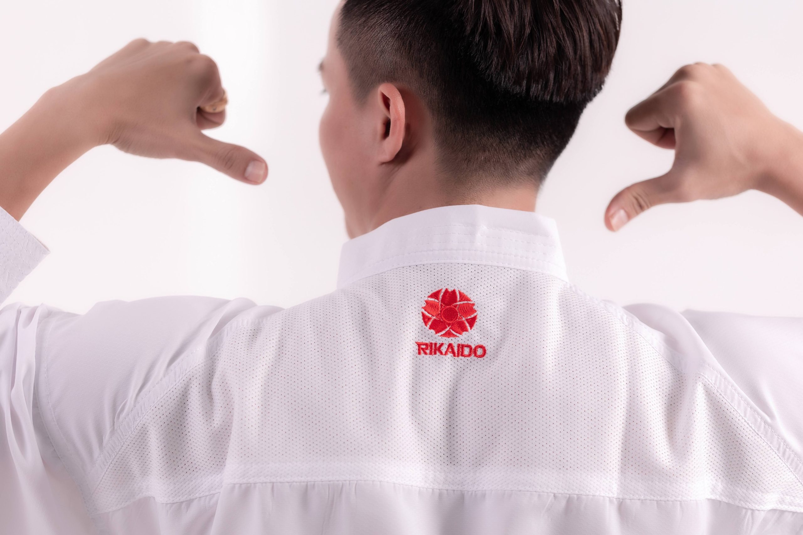 Võ phục kumite thi đấu