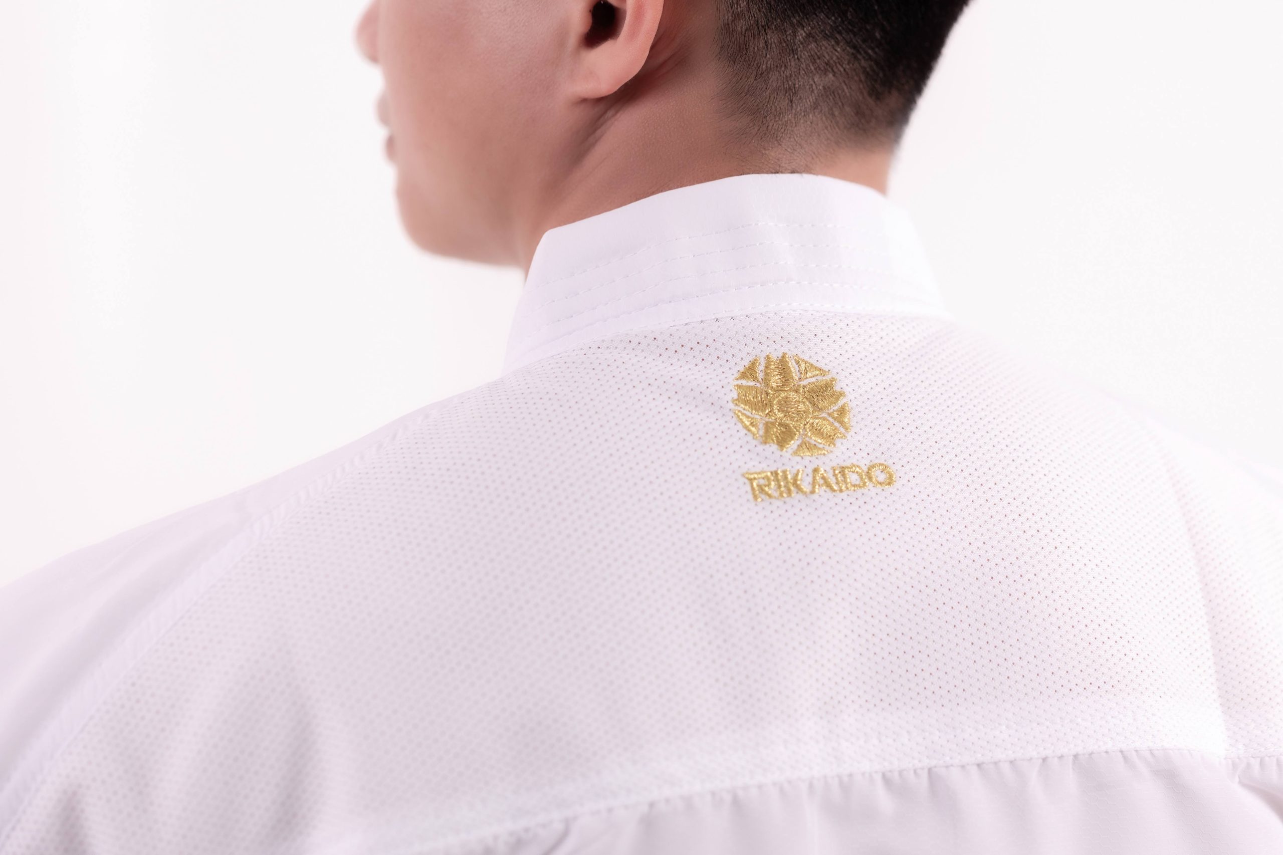 Võ phục kumite thi đấu